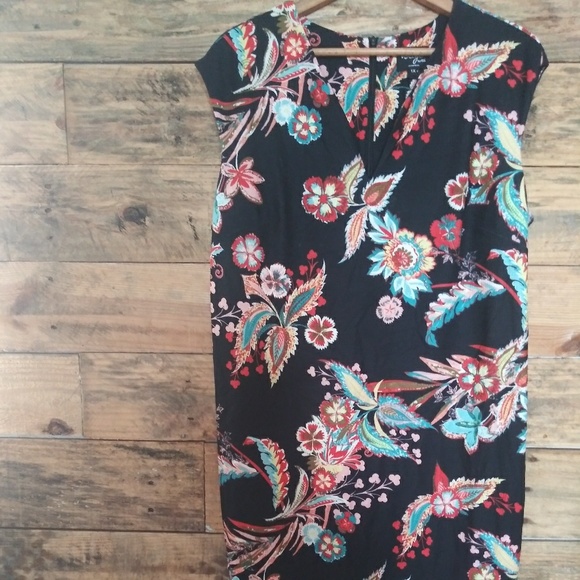 Beige by eci Dresses & Skirts - 1X ..fall 🍂 autumn...plus size dress